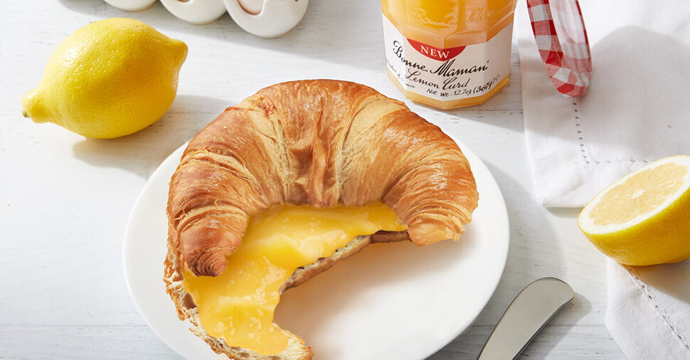 Croissants with Lemon Curd