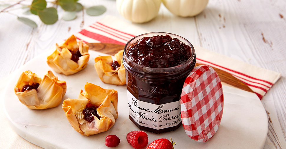 Bonne Maman Four Fruits Preserves Mini Brie Bites