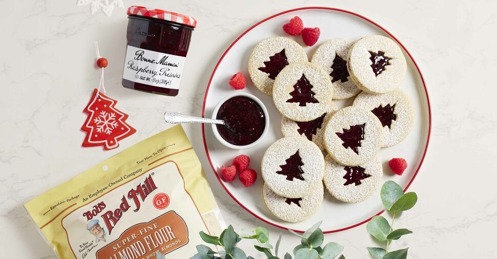 Raspberry Almond Linzer Cookies