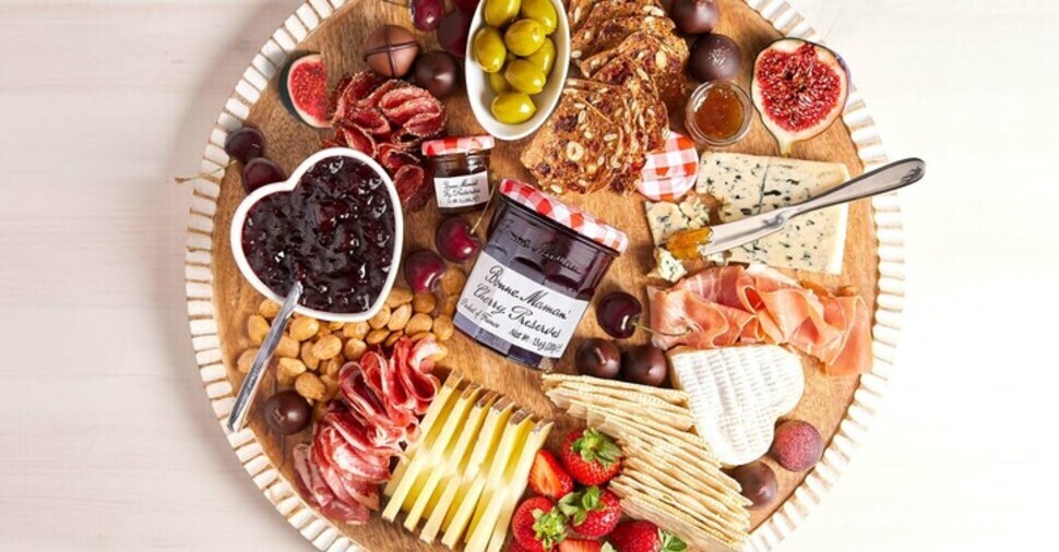 Galentine’s Day Charcuterie Board