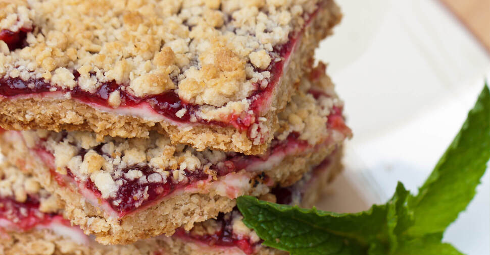 Raspberry Shortbread Bars