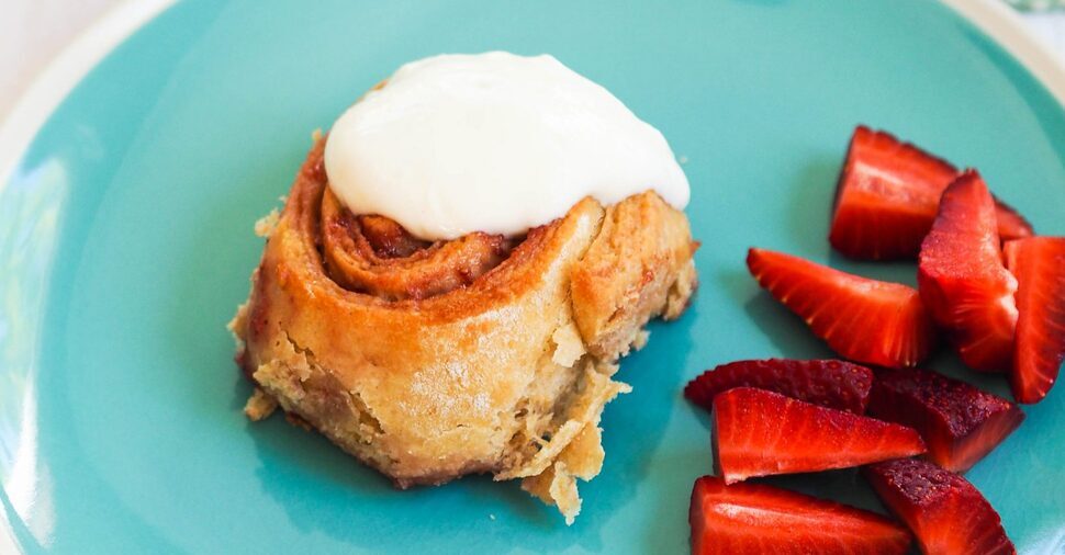 Strawberry Spiral Rolls With Lemon Yogurt Frosting